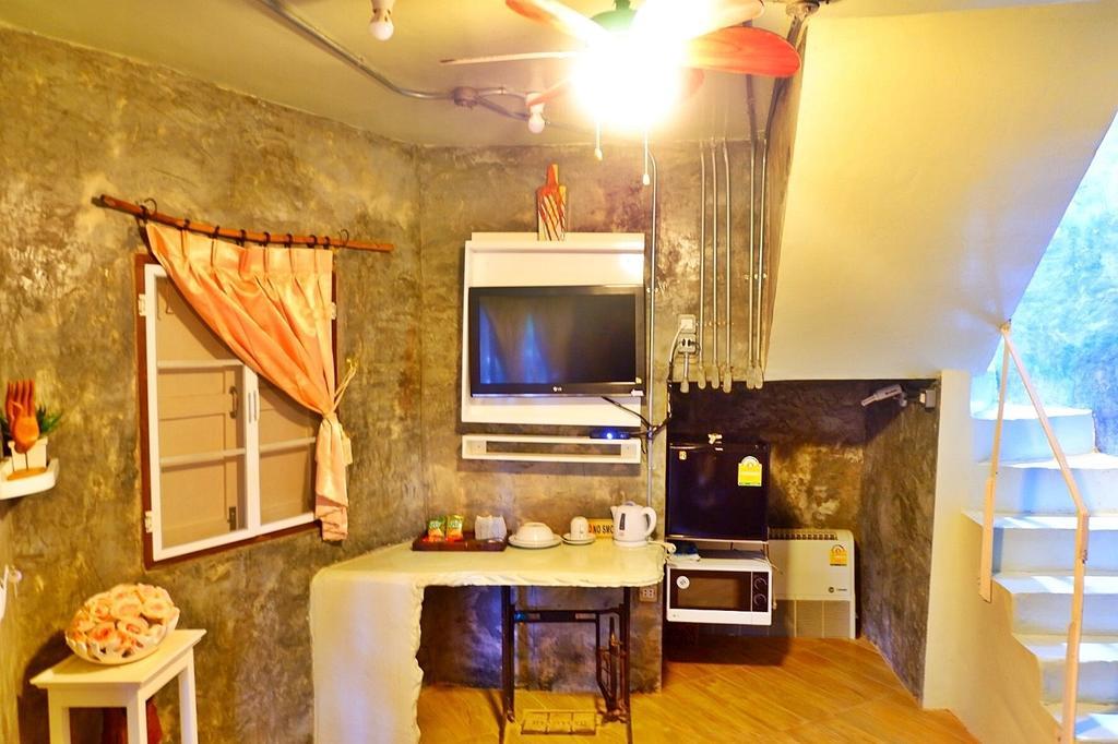 Hy Resort Çonburi Oda fotoğraf
